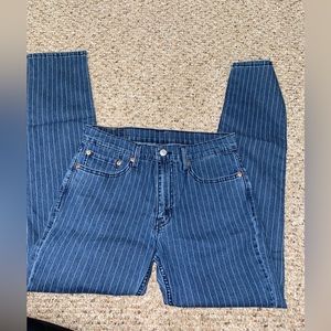 W31 L32 Men’s Striped Levis